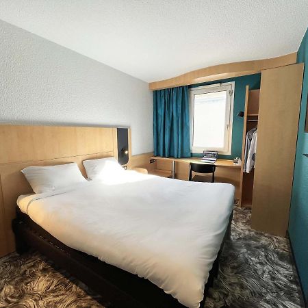 ibis Montluçon Exterior foto