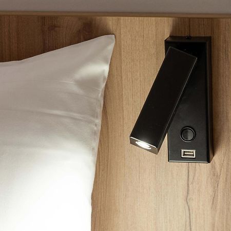 ibis Montluçon Exterior foto