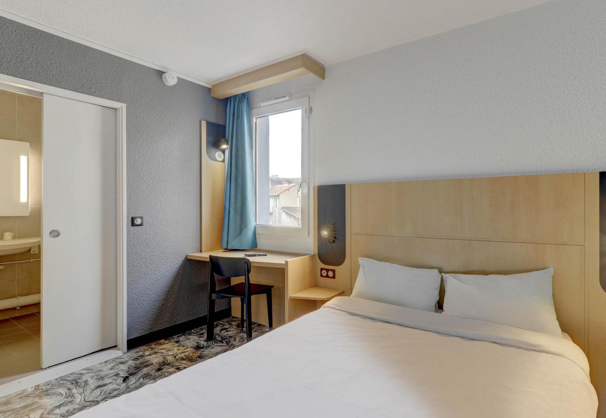 ibis Montluçon Exterior foto